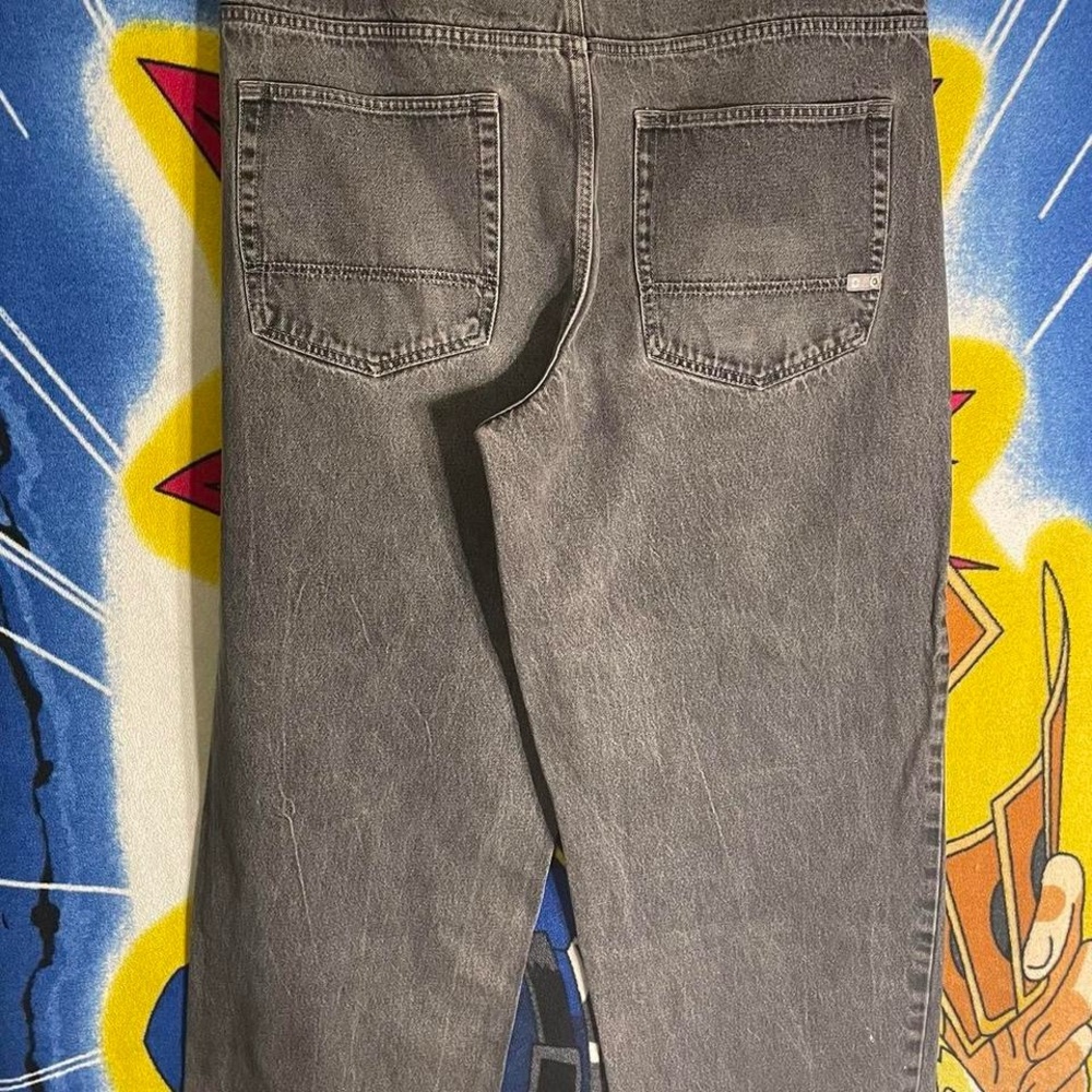 2000s Baggy Grey Tab Southpoles